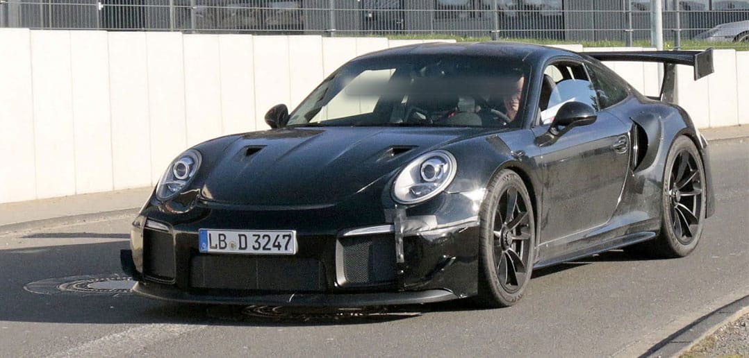 Porsche-911-GT2-RS